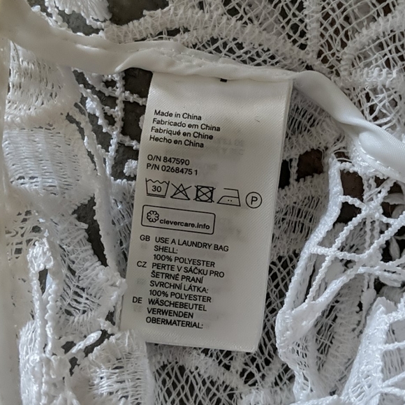 H&M crochet crop top - Picture 2 of 2